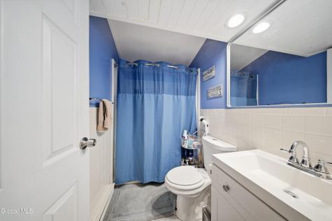 6 Tenandaho Lane Mechanicville NY 12118