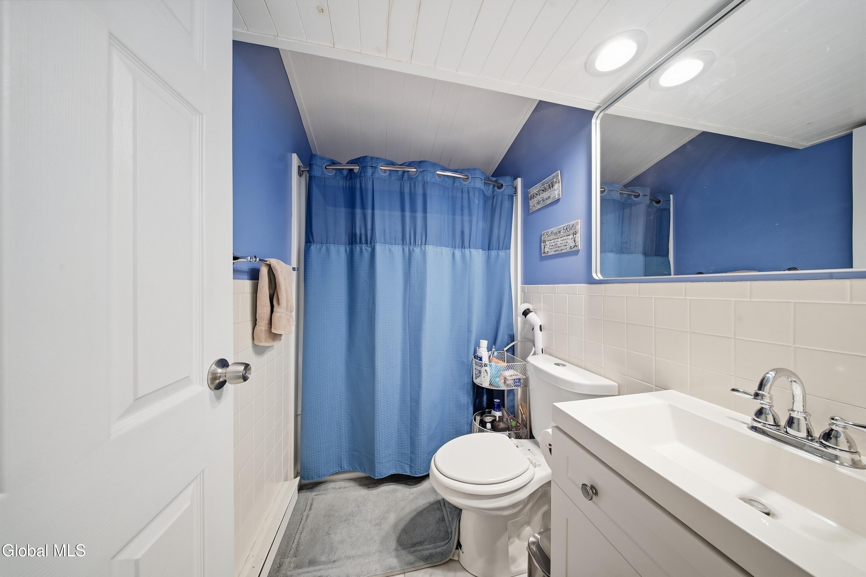 6 Tenandaho Lane Mechanicville NY 12118