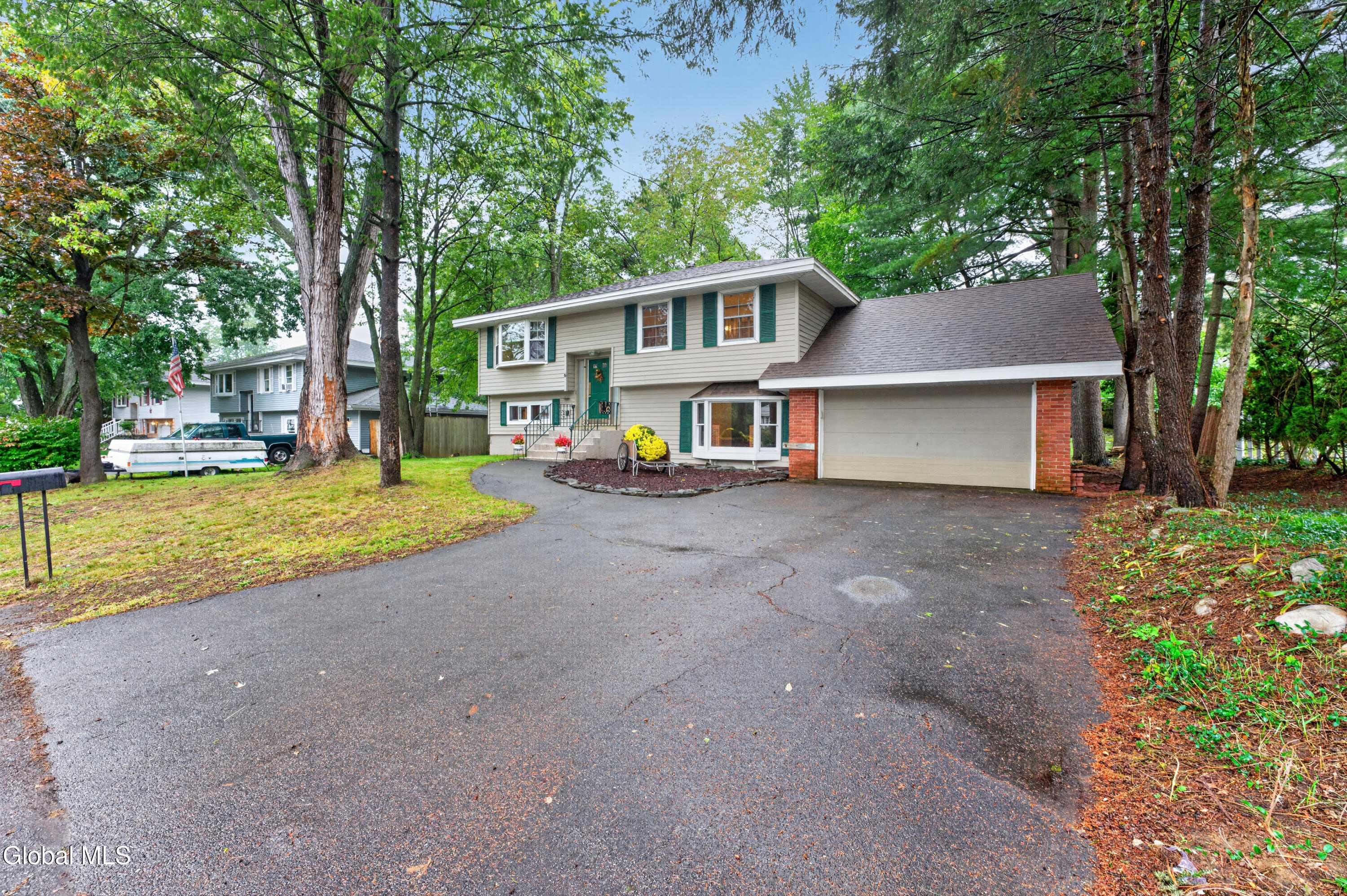 6 Morone Place Albany NY 12205