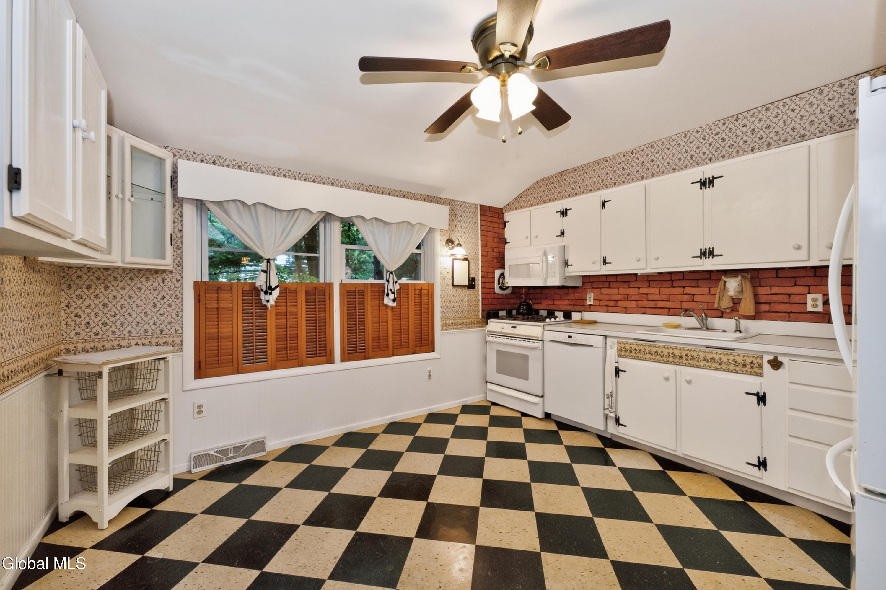6 Morone Place Albany NY 12205