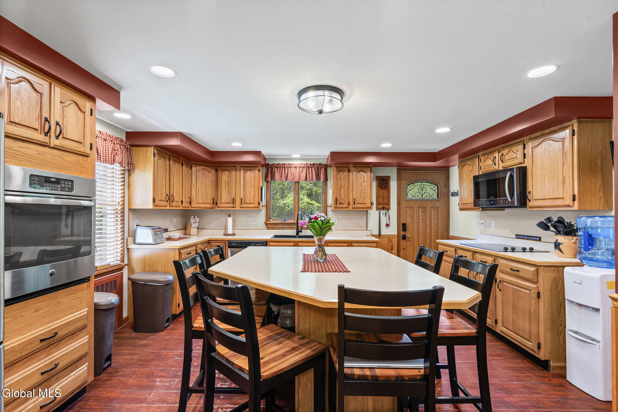 121 Maltbie Drive Amsterdam NY 12010