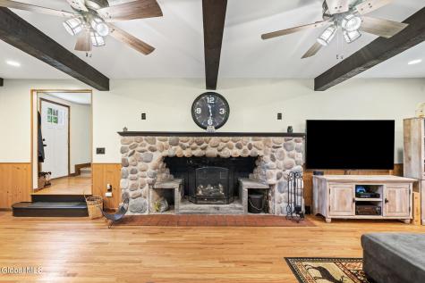121 Maltbie Drive Amsterdam NY 12010