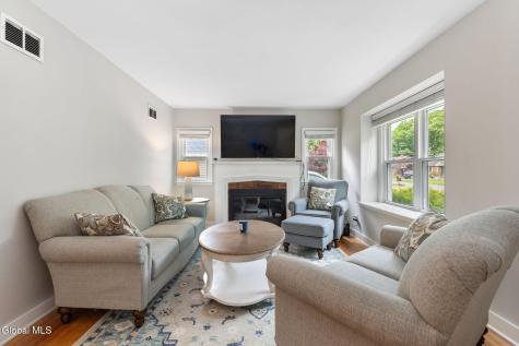 29 Witbeck Drive Glenville NY 12302