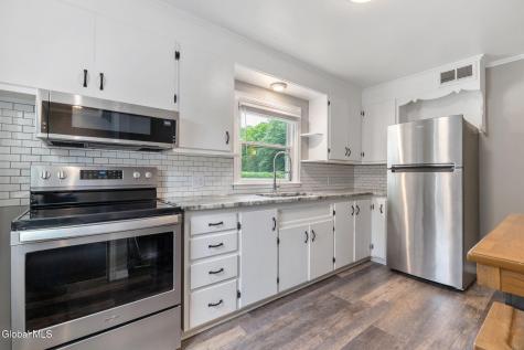 29 Witbeck Drive Glenville NY 12302