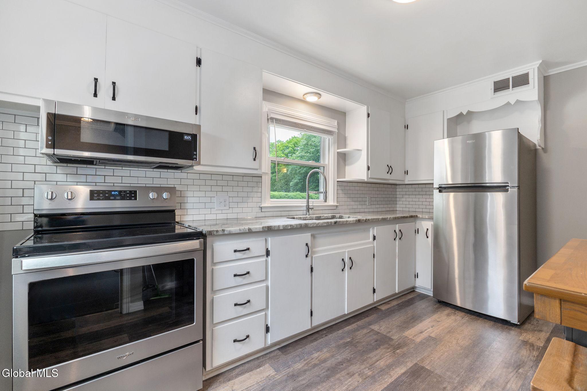 29 Witbeck Drive Glenville NY 12302