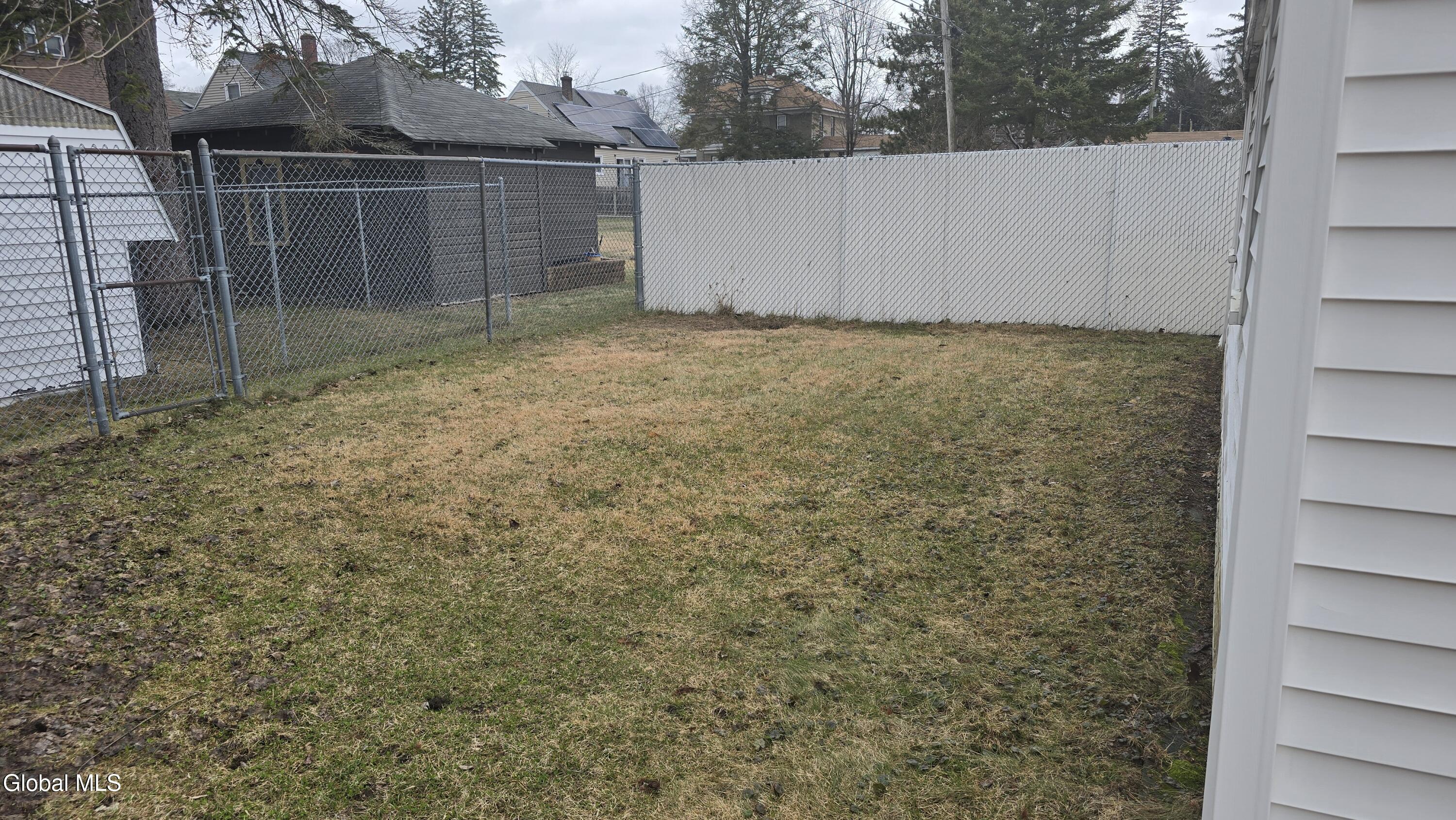 35 Eastholm Road Schenectady NY 12304