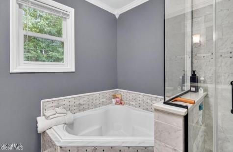 53 Sonat Road Clifton Park NY 12065