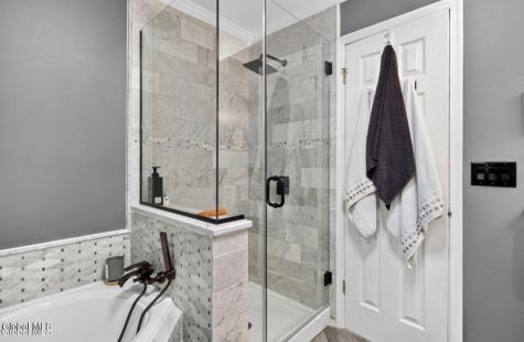 53 Sonat Road Clifton Park NY 12065