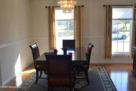 15 Lilac Lane Latham NY 12110