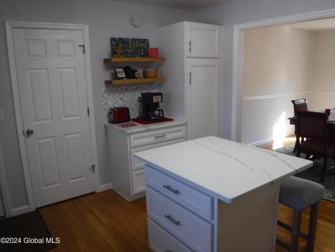 15 Lilac Lane Latham NY 12110