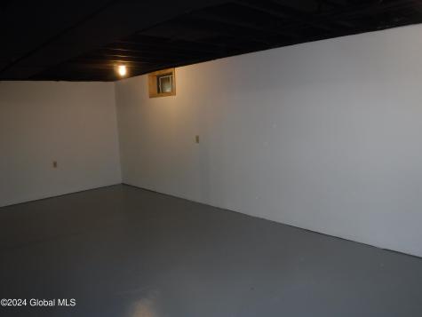 15 Lilac Lane Latham NY 12110