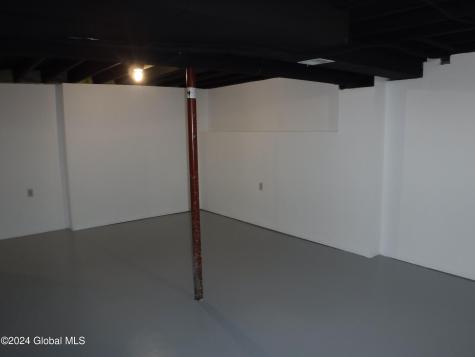 15 Lilac Lane Latham NY 12110