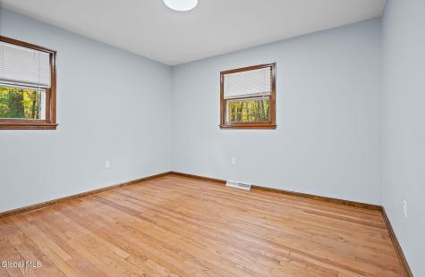791 Swaggertown Scotia NY 12302