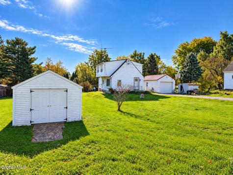 111 4th Avenue Fonda NY 12068