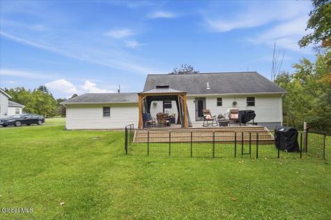 30 Scenic Road Hagaman NY 12086