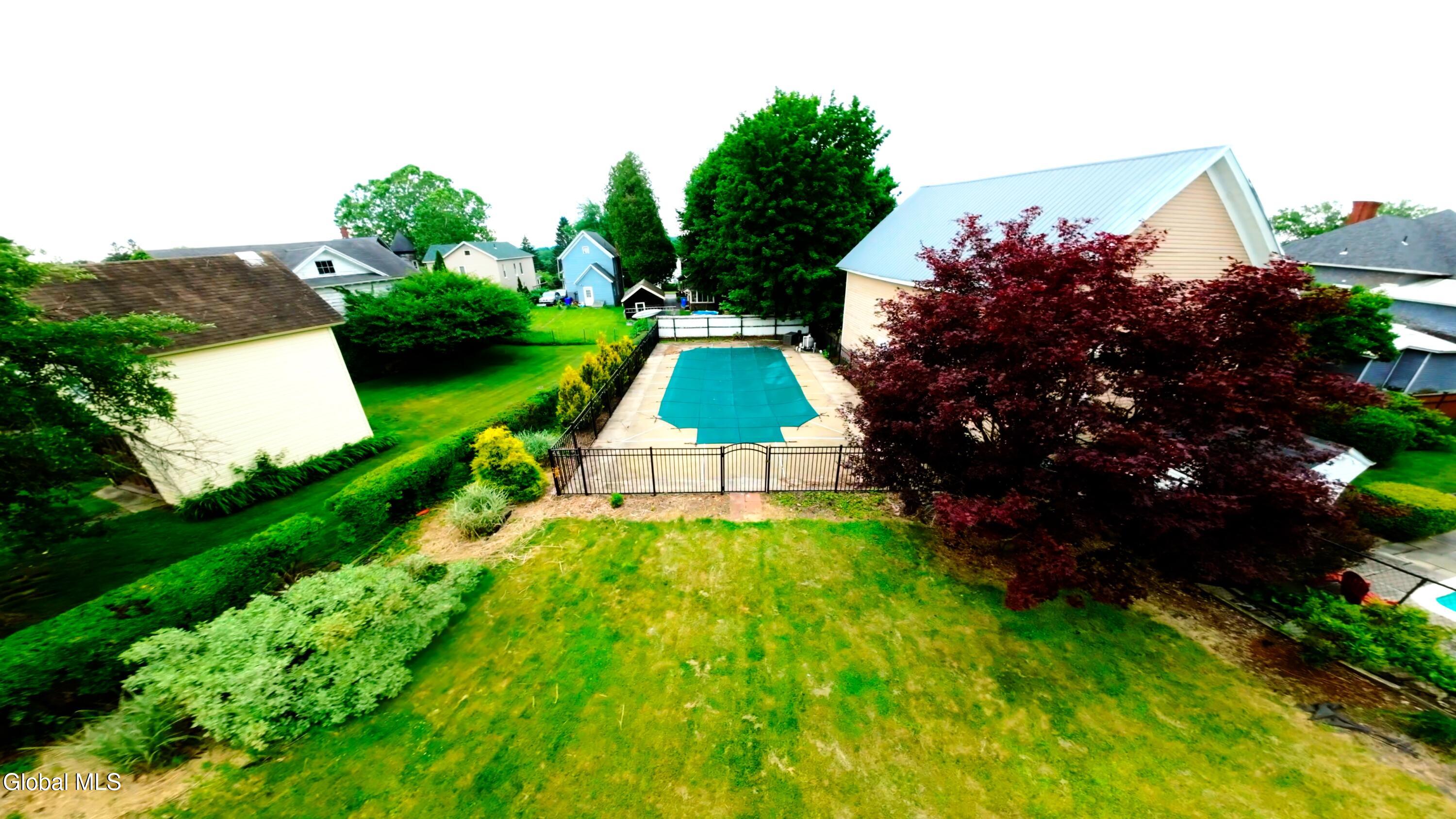 6 E Montgomery Street Johnstown NY 12095