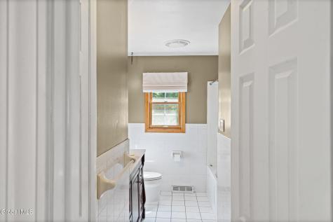 19 Skyline Drive Latham NY 12110