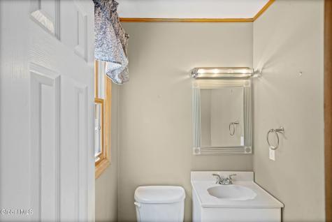 19 Skyline Drive Latham NY 12110