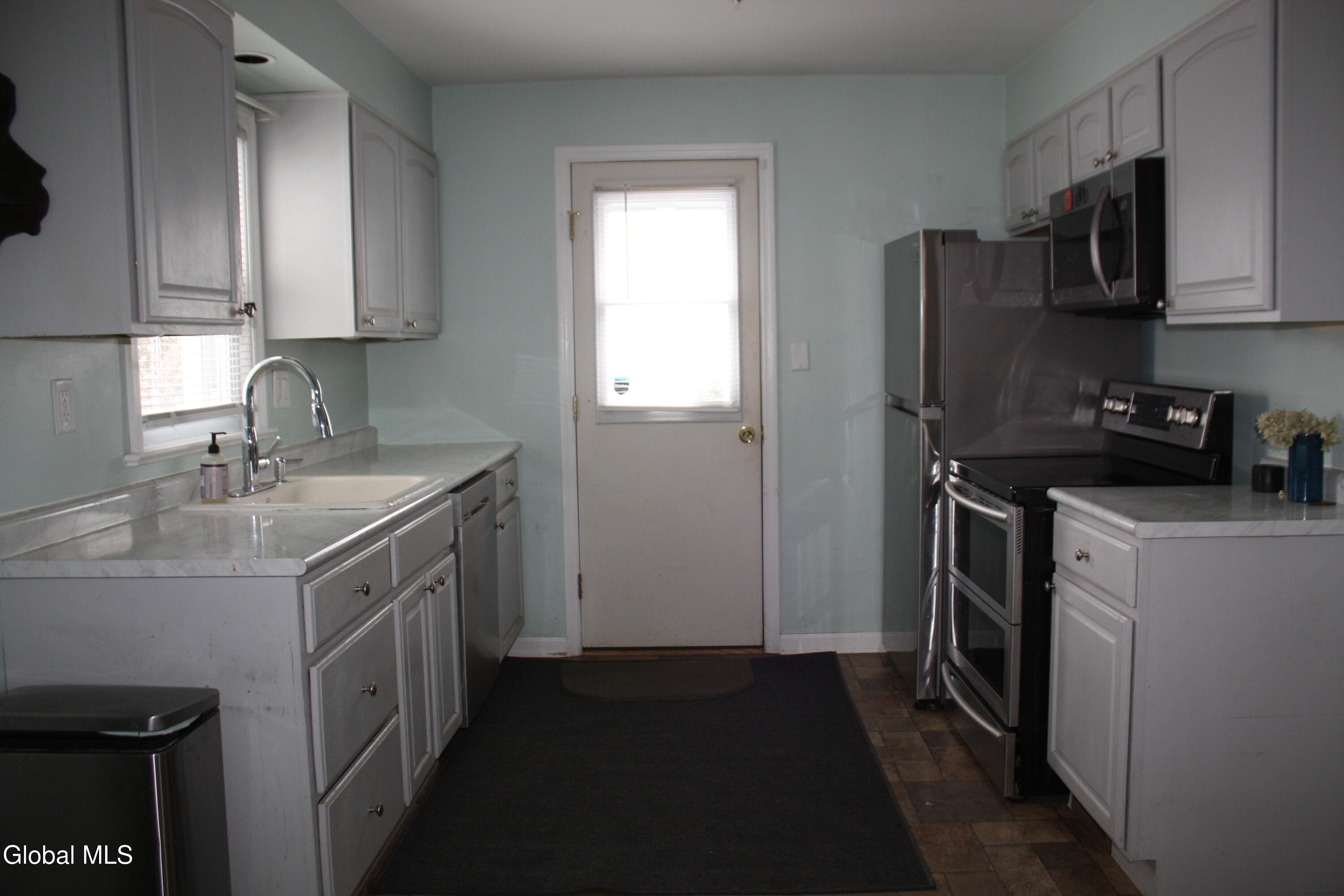 35 Pine Street Scotia NY 12302