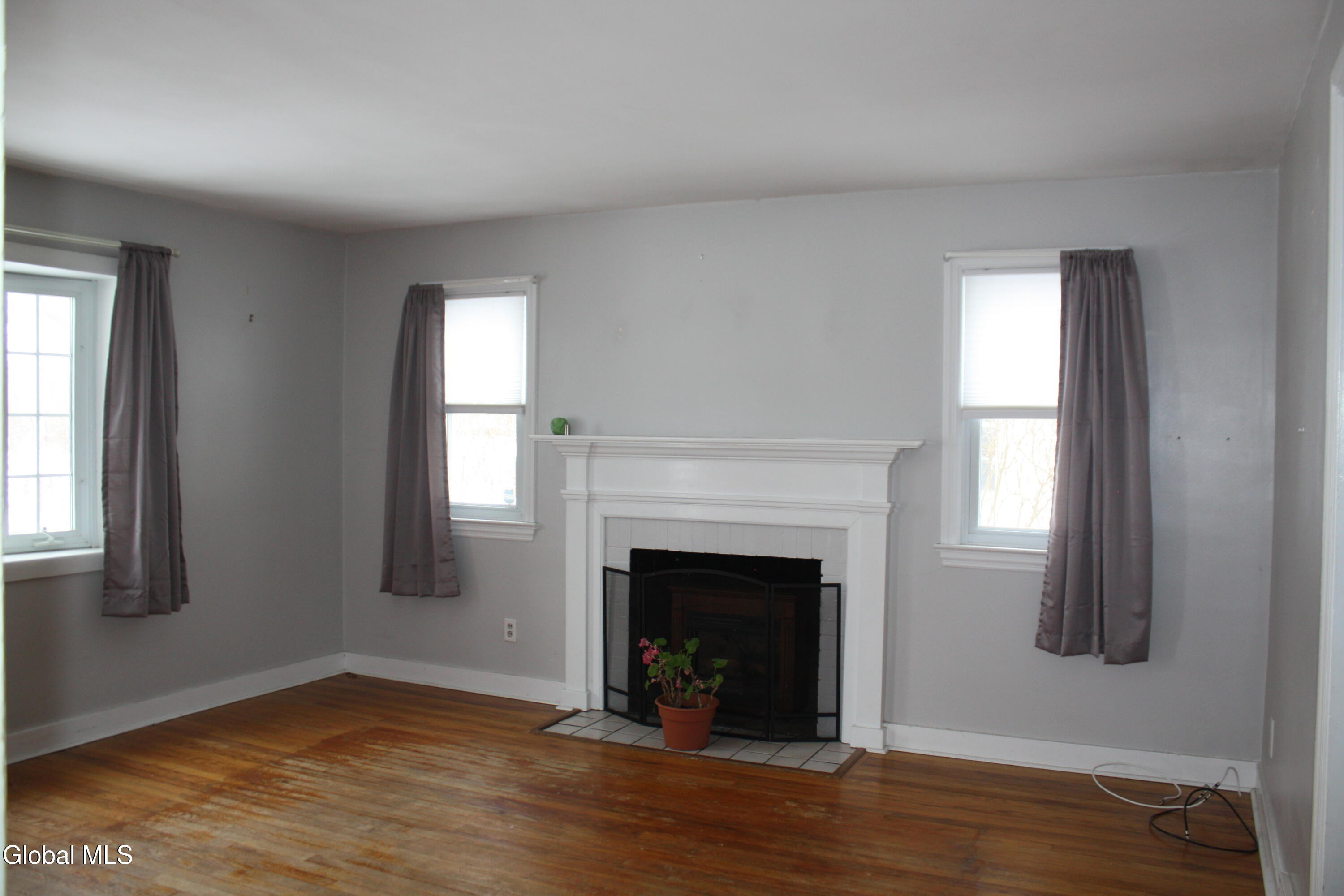35 Pine Street Scotia NY 12302