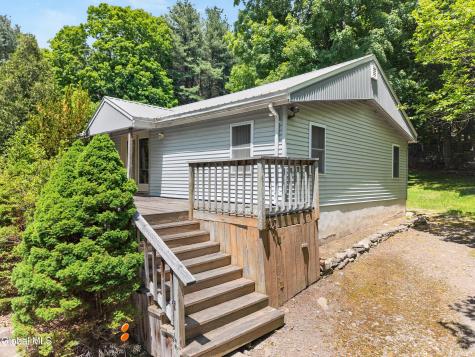 359 Siebert Road Medusa NY 12120