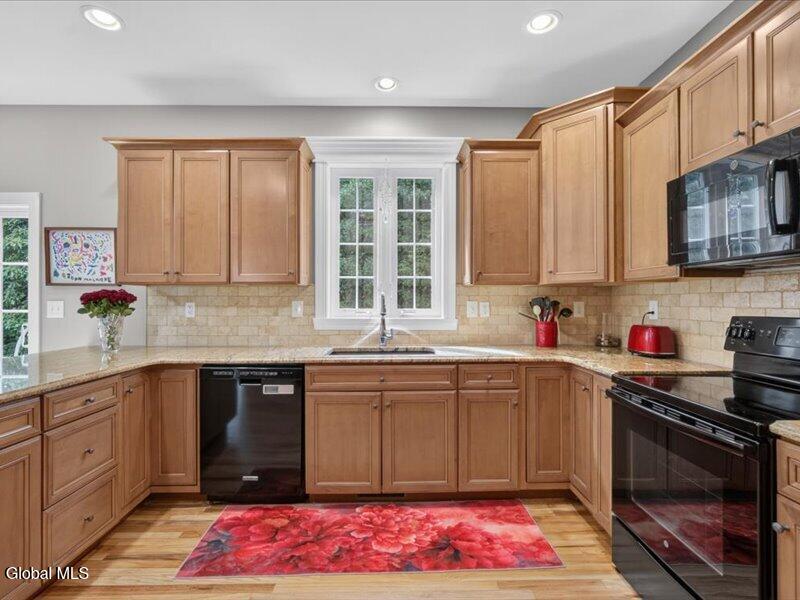 17 Forestbrook Drive Ballston Lake NY 12019
