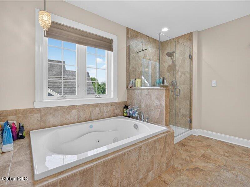 17 Forestbrook Drive Ballston Lake NY 12019