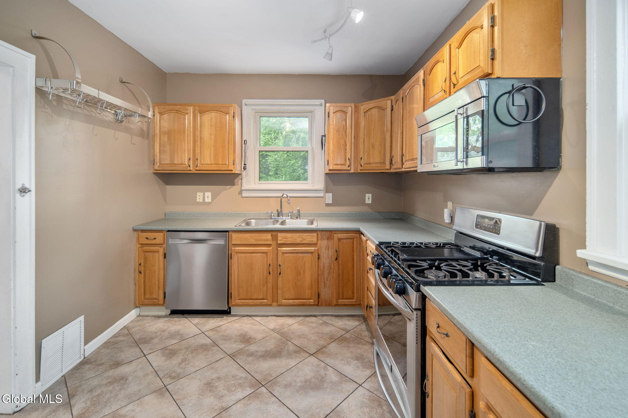 102 Delaware Avenue Rensselaer NY 12144