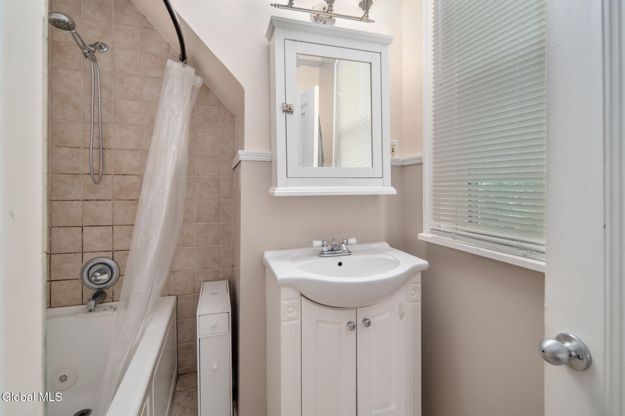 102 Delaware Avenue Rensselaer NY 12144