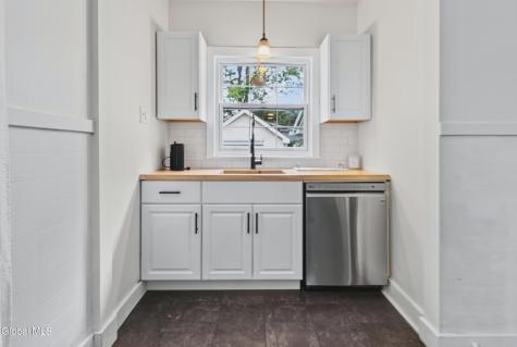 604 Engleman Avenue Glenville NY 12302