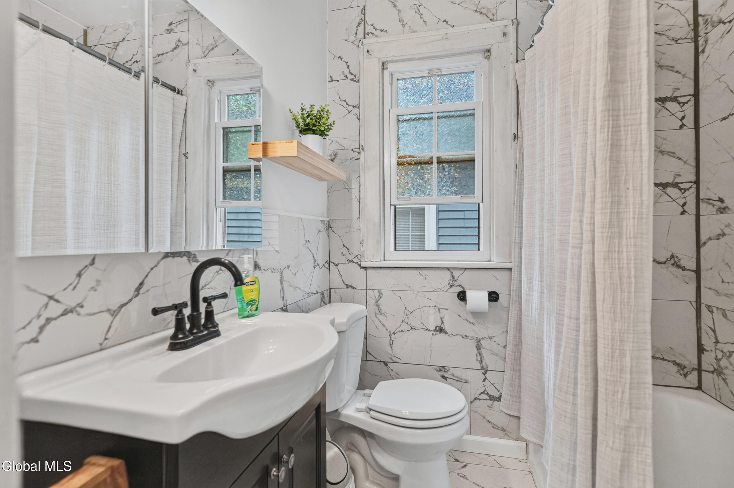 604 Engleman Avenue Glenville NY 12302