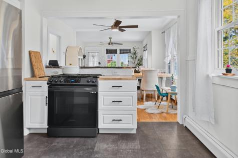 604 Engleman Avenue Glenville NY 12302