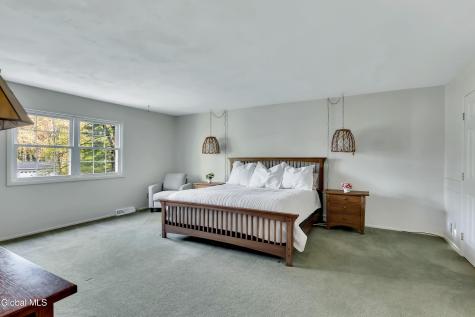 24 Huntwood Drive Clifton Park NY 12065