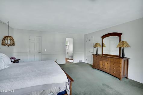 24 Huntwood Drive Clifton Park NY 12065