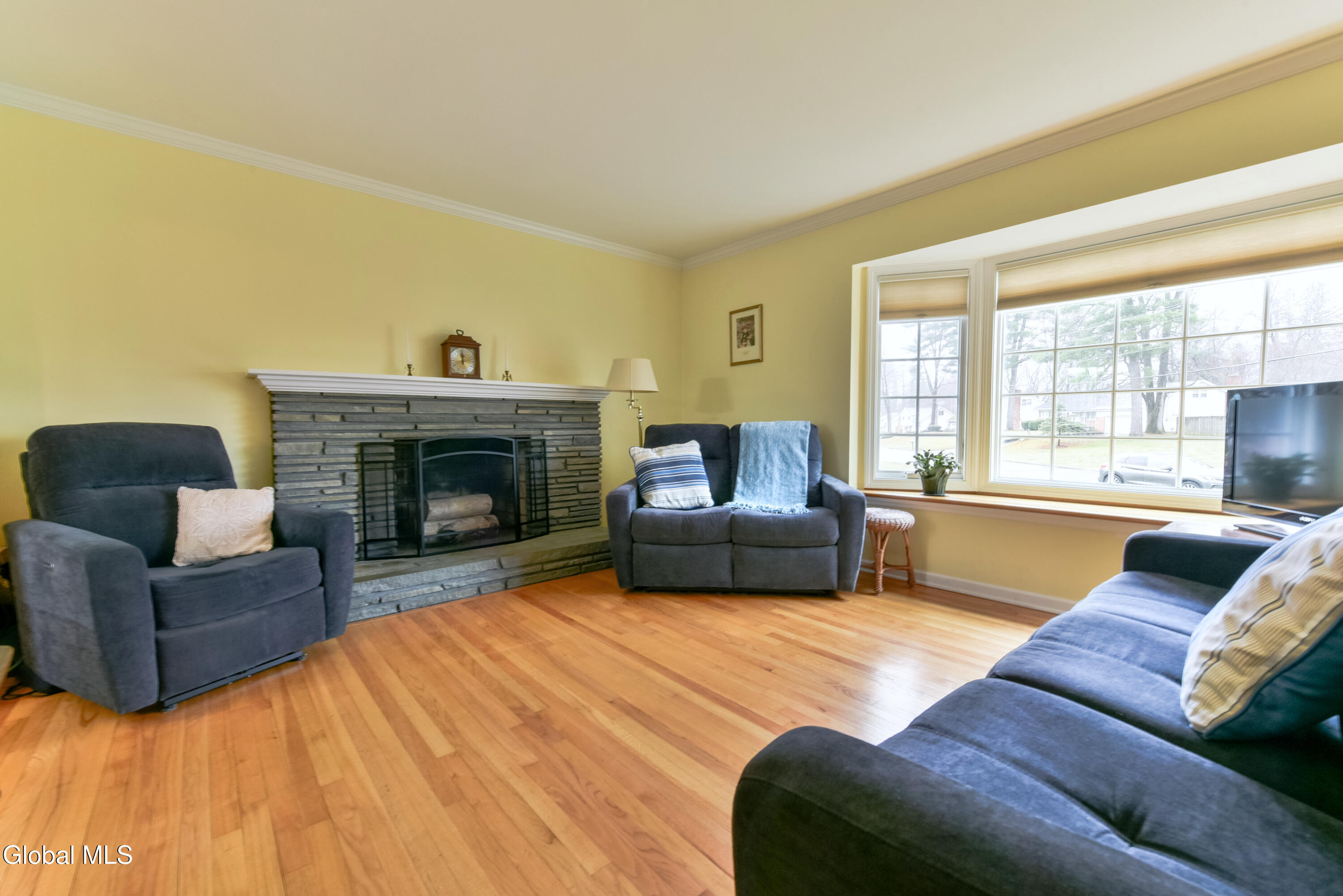 13 Arnold Drive Clifton Park NY 12065