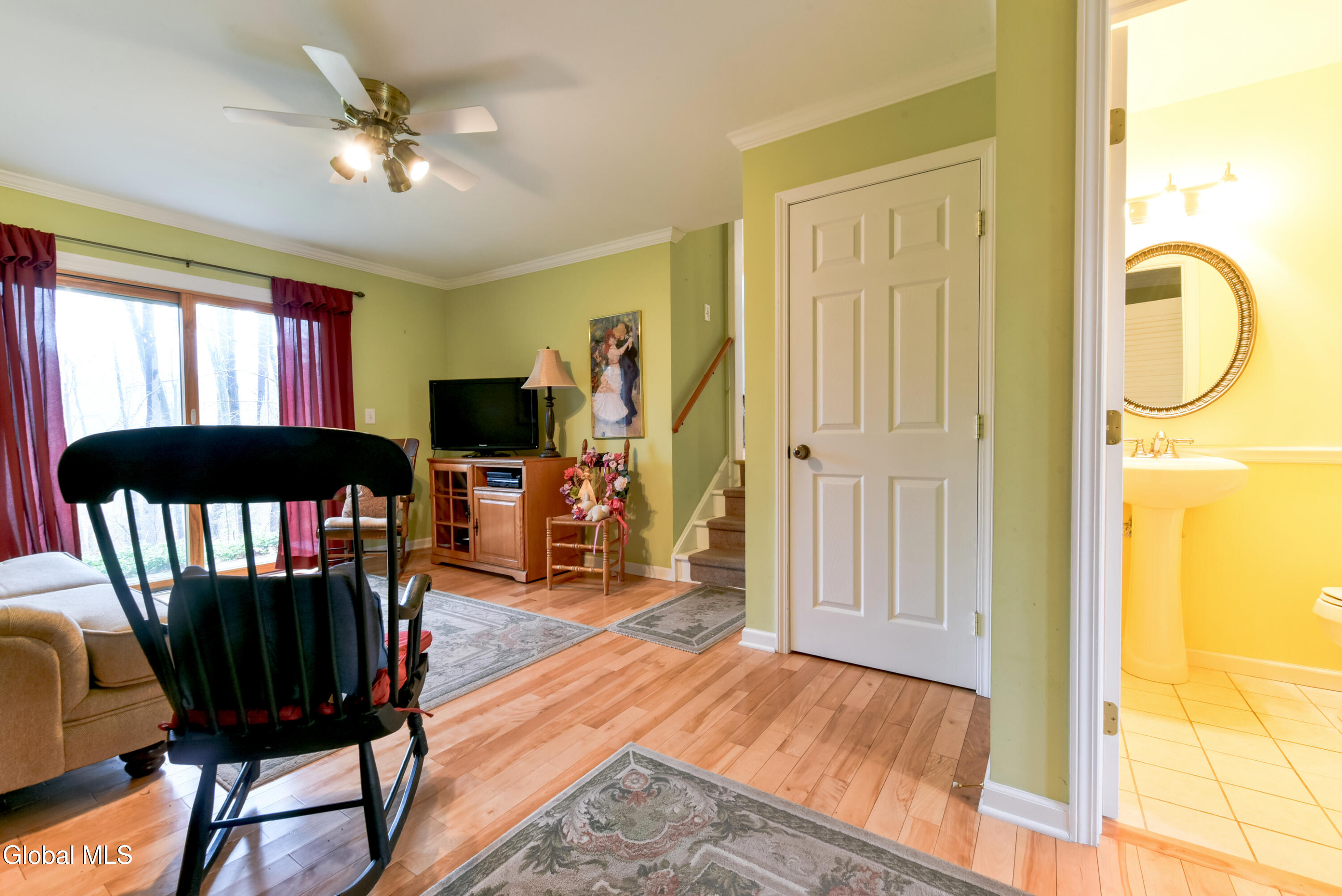 13 Arnold Drive Clifton Park NY 12065
