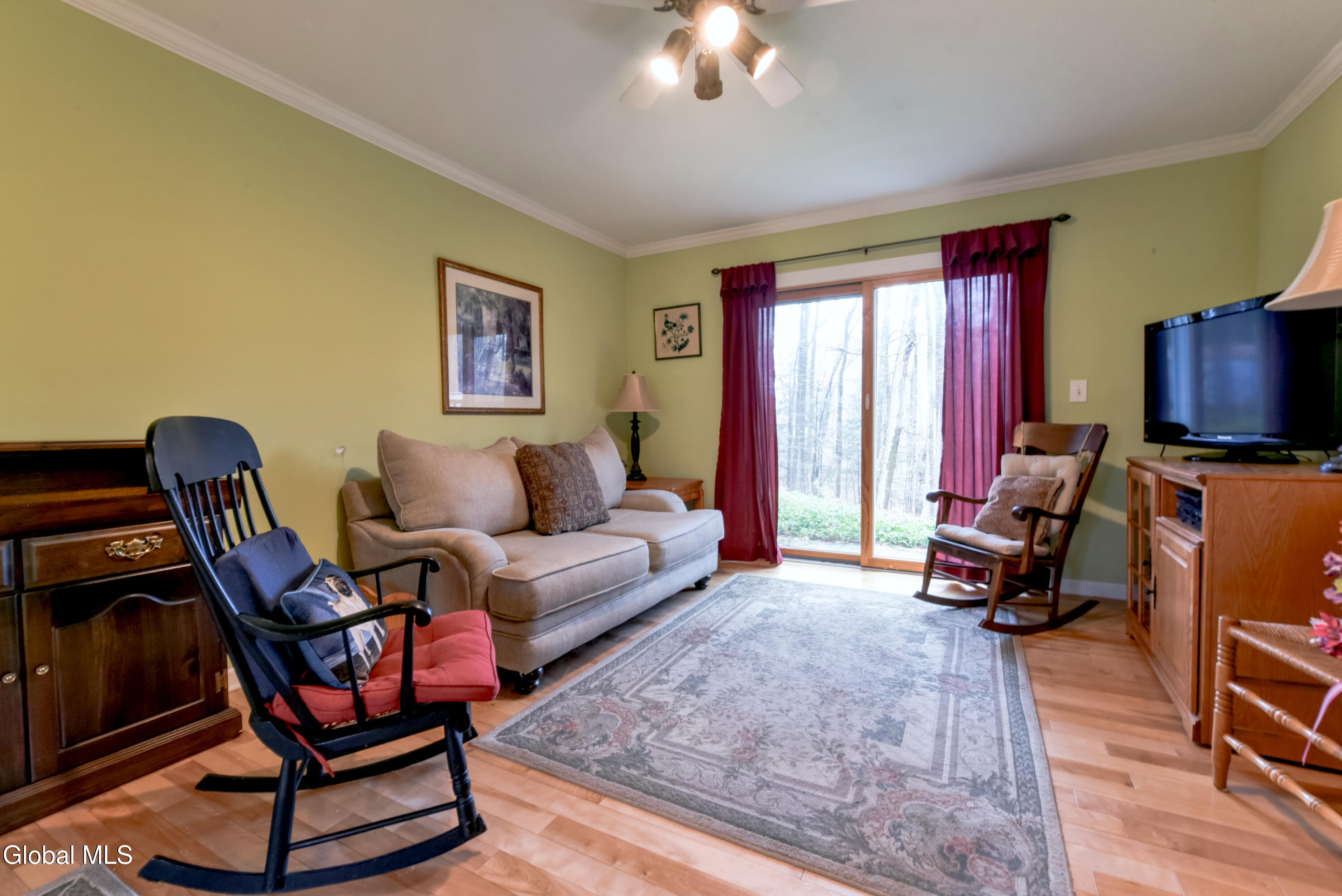 13 Arnold Drive Clifton Park NY 12065