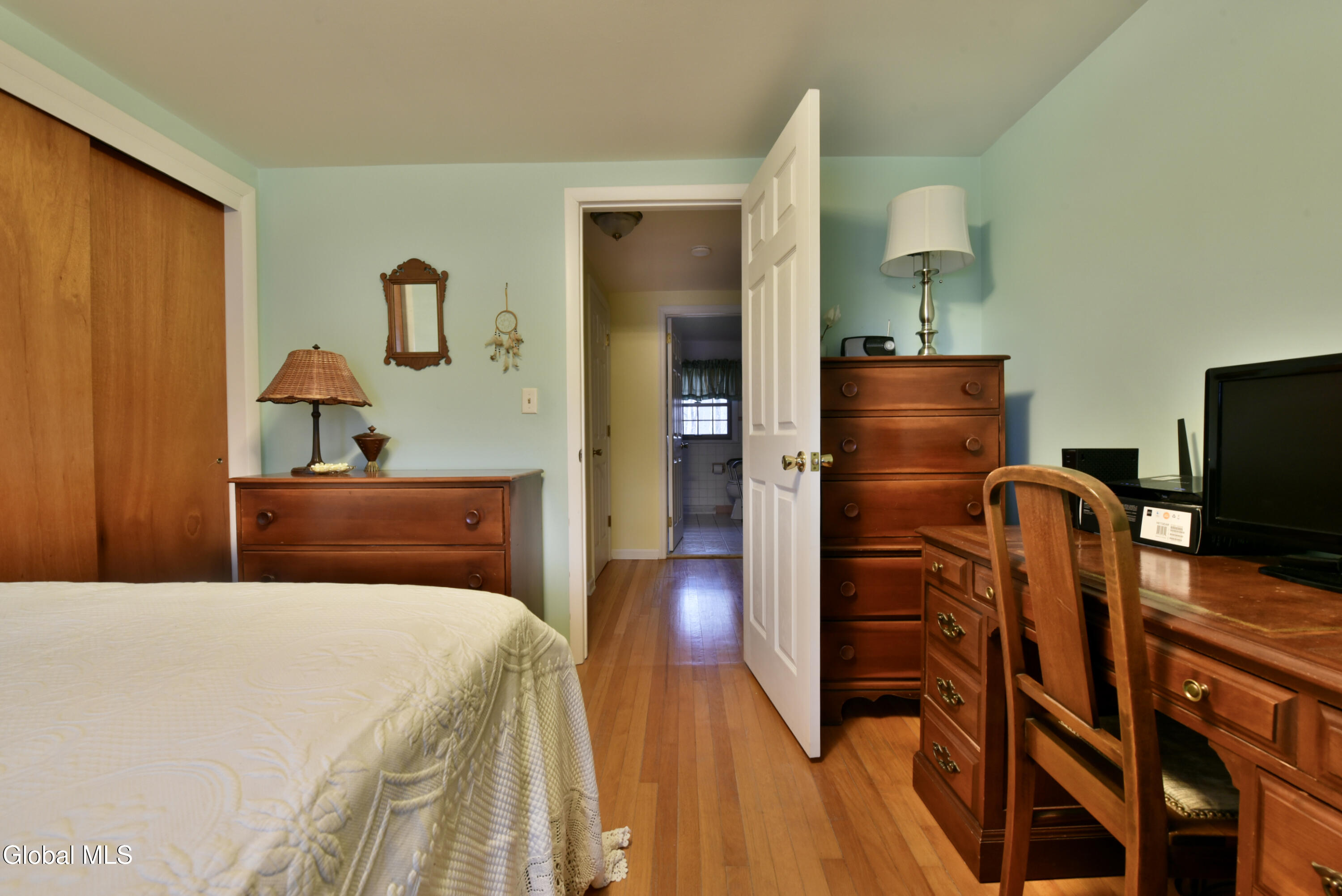 13 Arnold Drive Clifton Park NY 12065