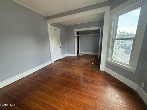 825 Bradt Street Schenectady NY 12306
