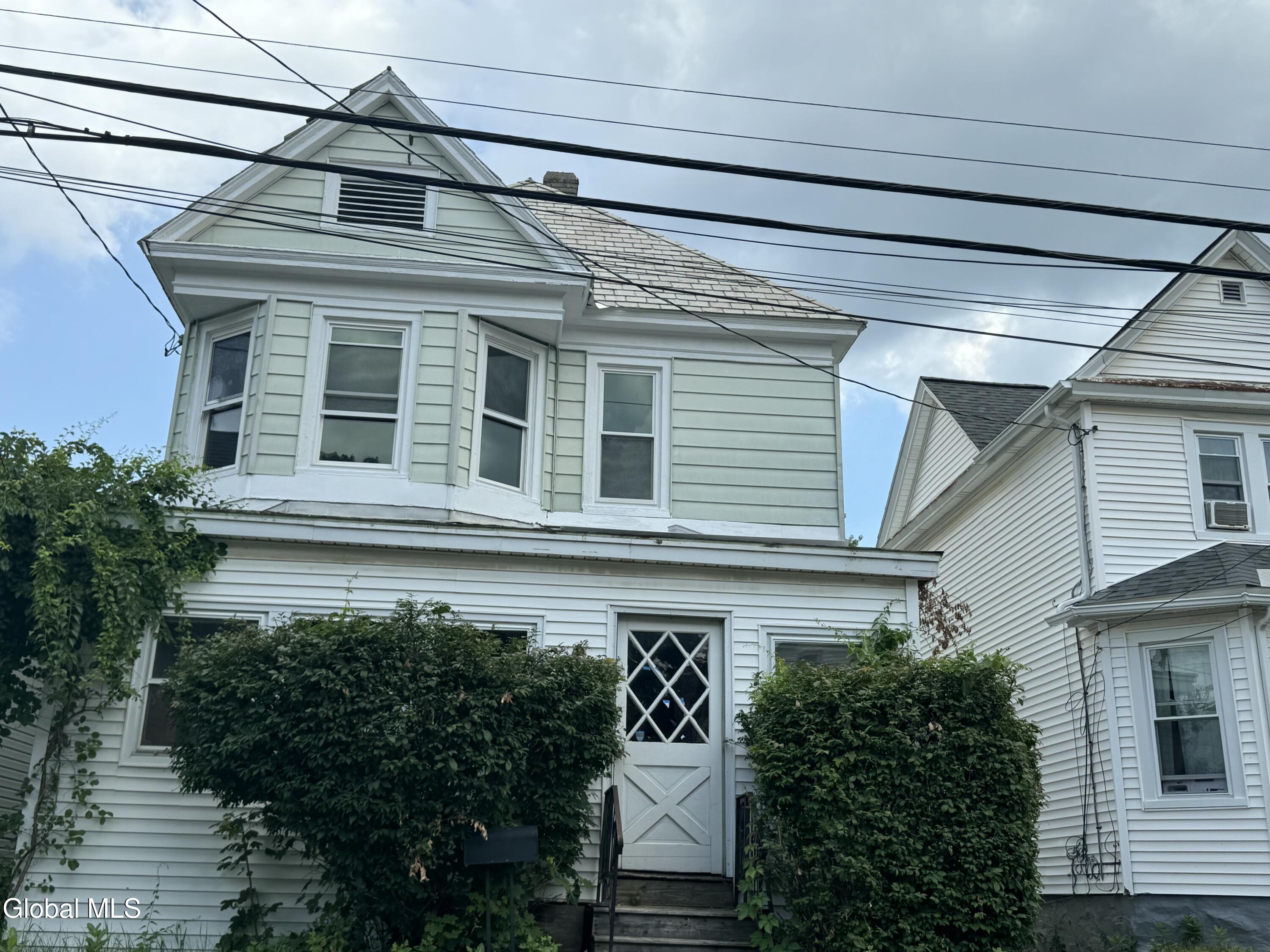 825 Bradt Street Schenectady NY 12306
