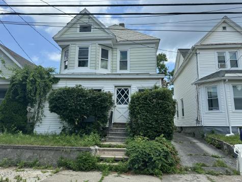825 Bradt Street Schenectady NY 12306