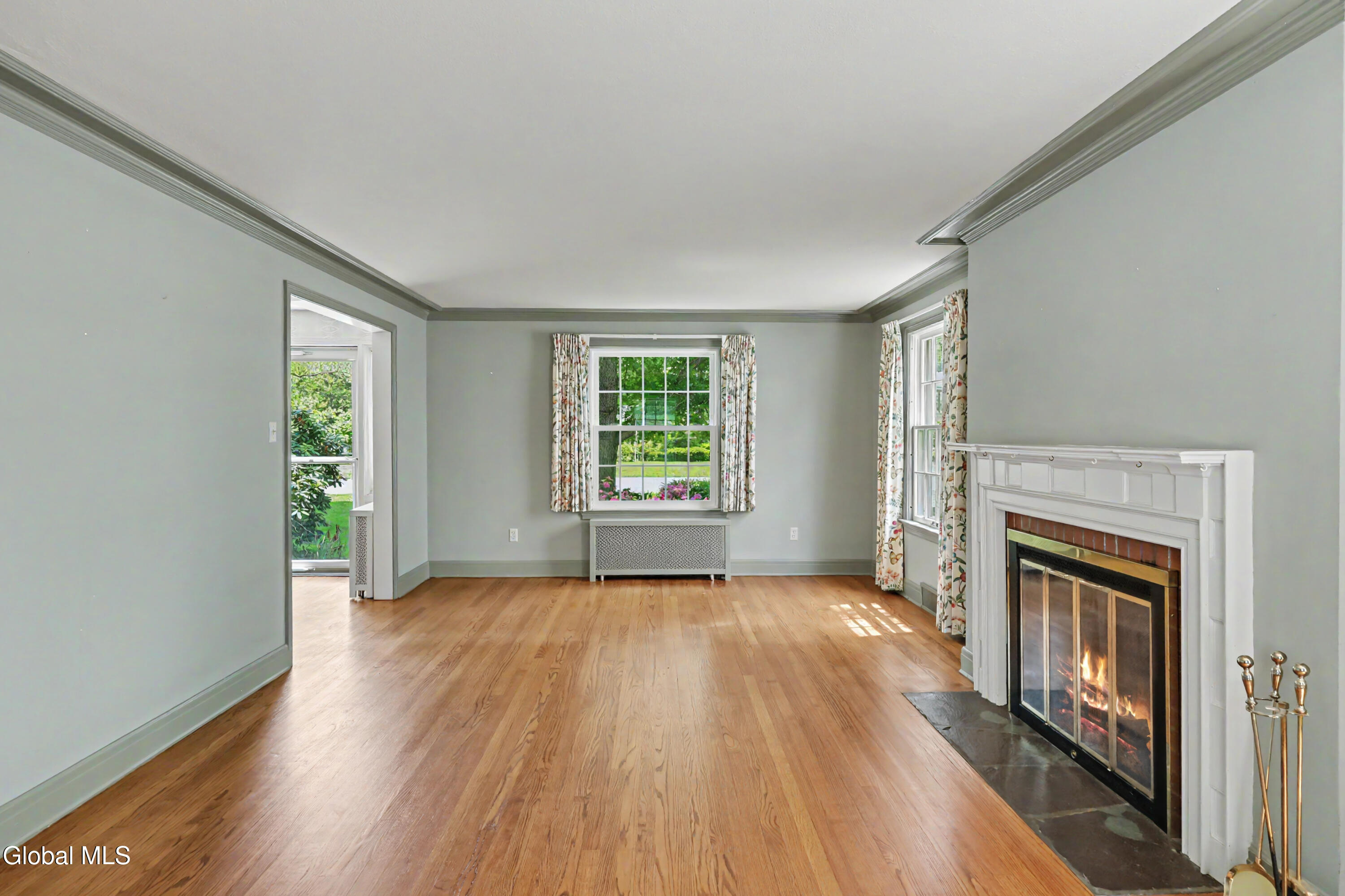 1555 Dean Street Niskayuna NY 12309