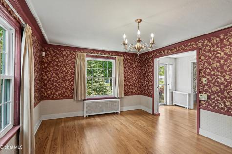 1555 Dean Street Niskayuna NY 12309
