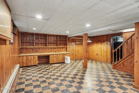 1555 Dean Street Niskayuna NY 12309