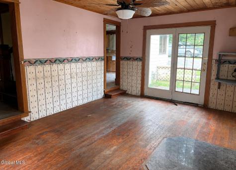21 Alter Alley Way Nassau NY 12123