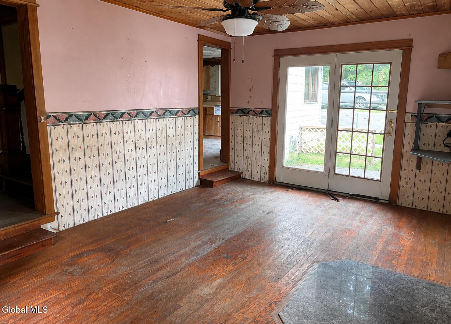 21 Alter Alley Way Nassau NY 12123
