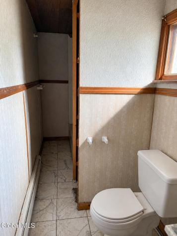 21 Alter Alley Way Nassau NY 12123