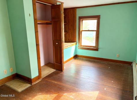 21 Alter Alley Way Nassau NY 12123