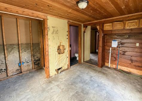 21 Alter Alley Way Nassau NY 12123