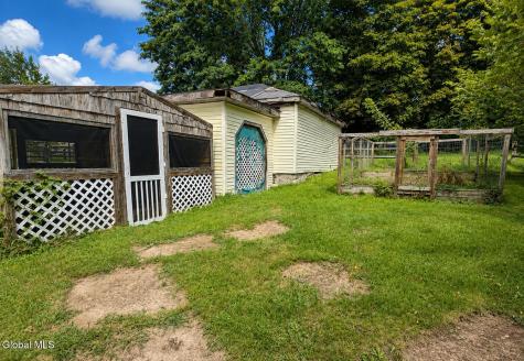 21 Alter Alley Way Nassau NY 12123